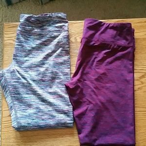 Athletic leggings Bundle of 2